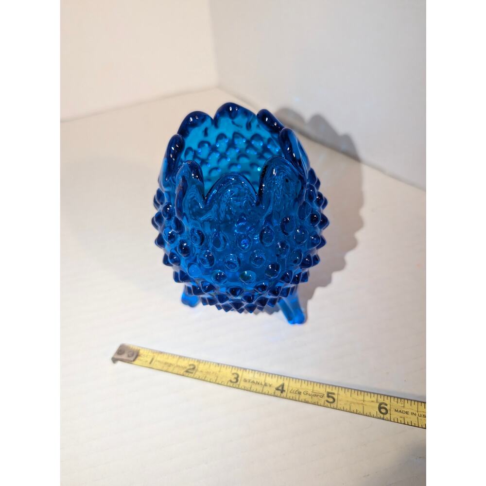 Vintage Fenton Glass Blue Hobnail Three Footed Vase - Picture 7 of 7